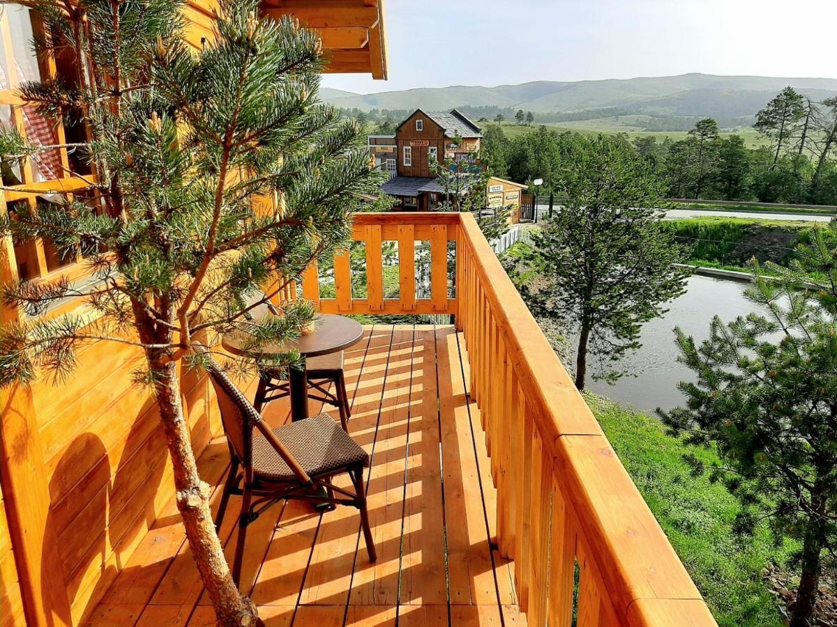 El Paso City, Zlatibor - Unique Wooden Cottages, Treehouse, Wild West Rooms, Accommodation 1-6 People Eksteriør billede
