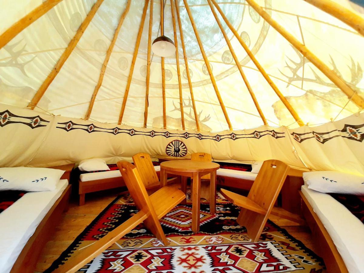 El Paso City, Zlatibor - Unique Wooden Cottages, Treehouse, Wild West Rooms, Accommodation 1-6 People Eksteriør billede
