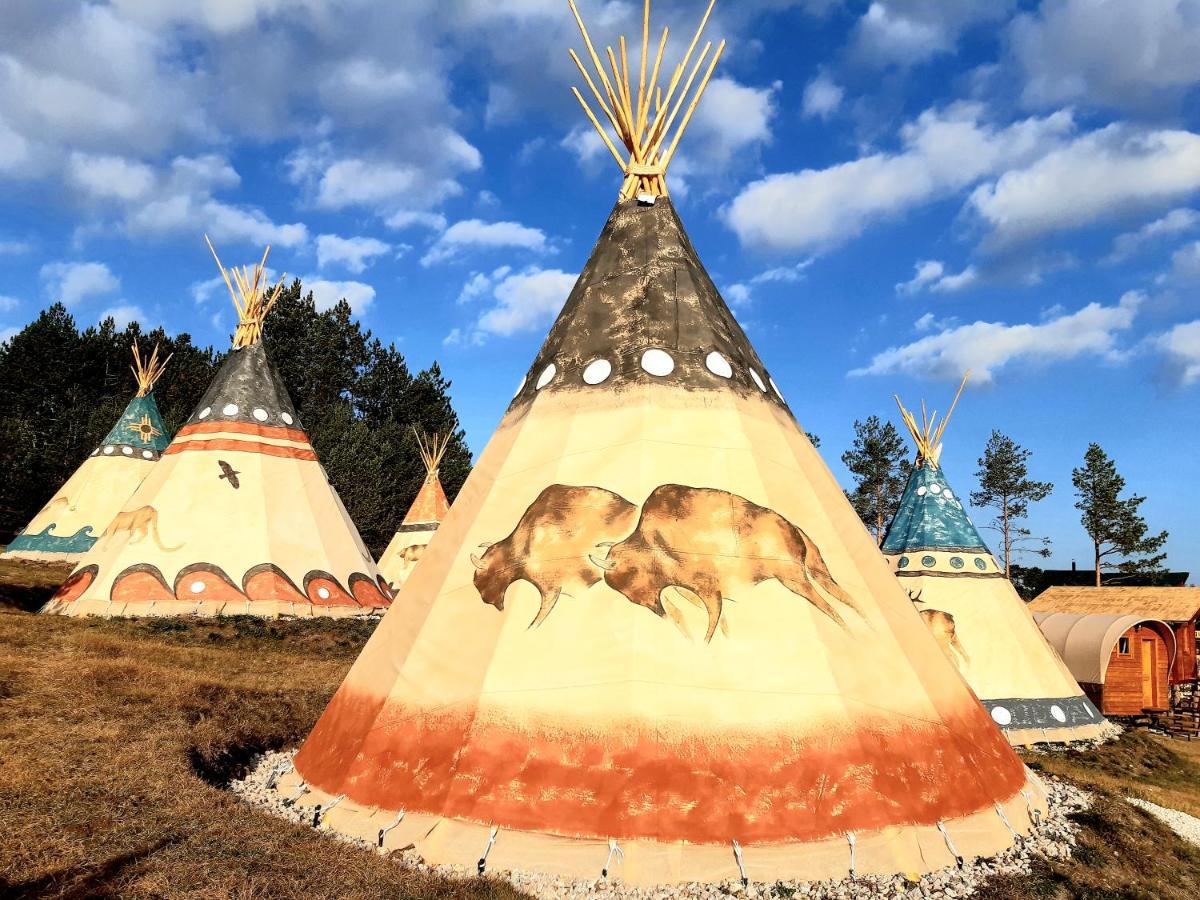 El Paso City, Zlatibor - Unique Wooden Cottages, Treehouse, Wild West Rooms, Accommodation 1-6 People Eksteriør billede