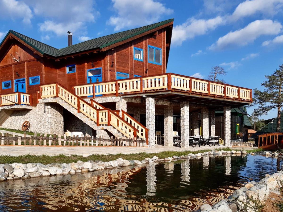 El Paso City, Zlatibor - Unique Wooden Cottages, Treehouse, Wild West Rooms, Accommodation 1-6 People Eksteriør billede